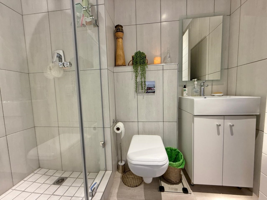 To Let 2 Bedroom Property for Rent in Blouberg Rise Western Cape